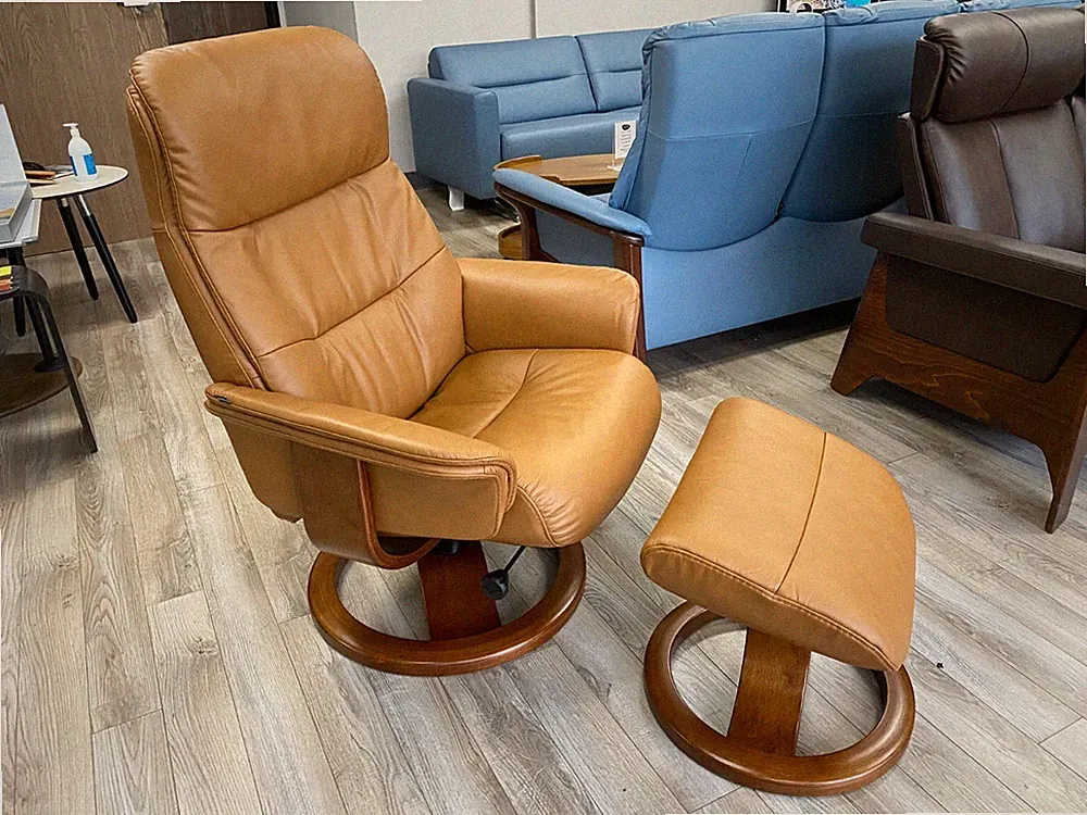 Fjords Anne Leather Large Ergonomic Recliner Chair and Ottoman in Cigar Leather