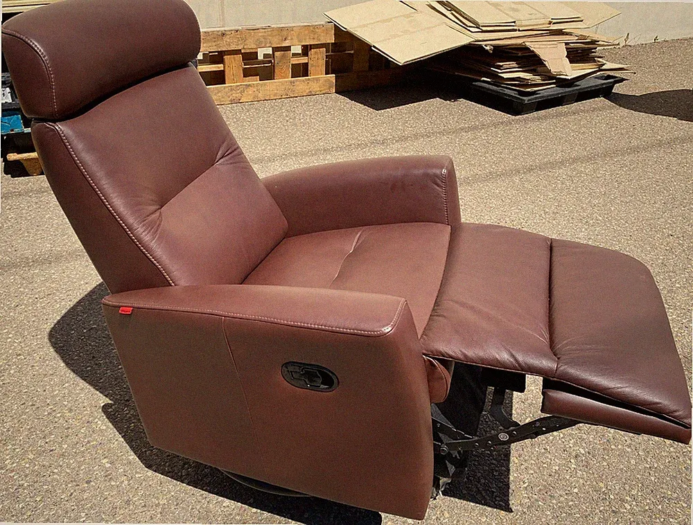 Fjords Madrid Swing Swivel Relaxer Manual Recliner Chair Cacao SL 214 Leather