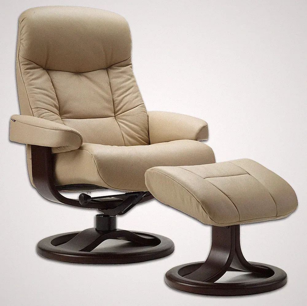 Fjords Muldal Large Recliner Chair - Sandel Tan Leather - Espresso Wood Stain