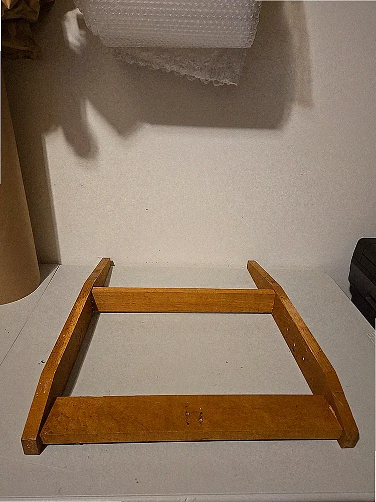 LA-Z-BOY Lazy Boy Lazboy Recliner Rocker Base Stand Light Brown Chair Used